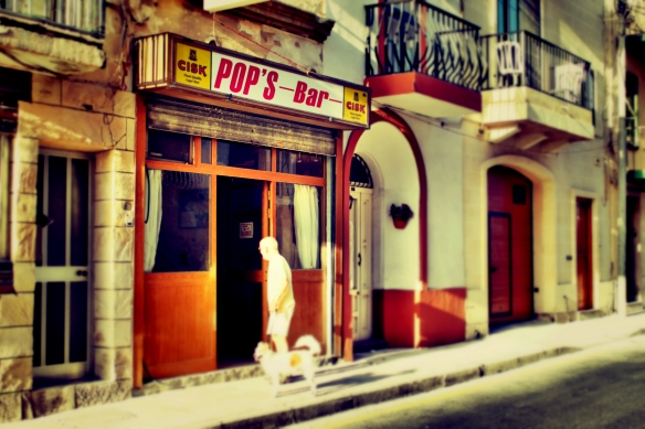Pop's bar Birzebbuga